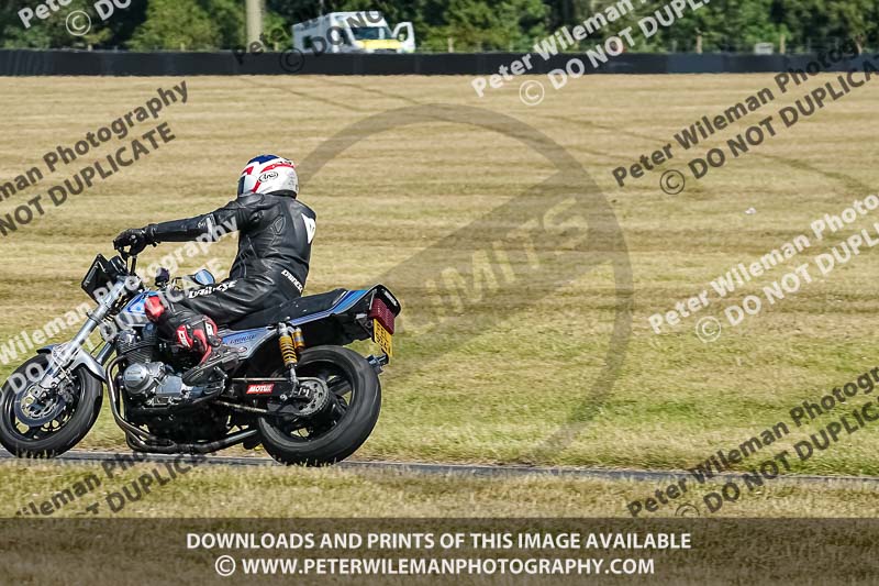 cadwell park;cadwell park photographs;cadwell trackday photographs;enduro digital images;event digital images;eventdigitalimages;peter wileman photography;racing digital images;trackday digital images;trackday photos